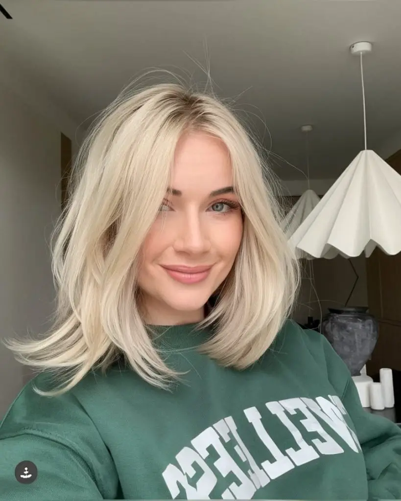 Soft Champagne Blonde Waves